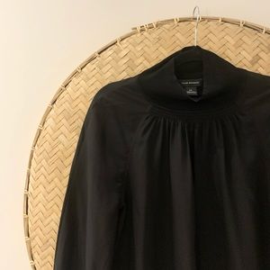 GORGEOUS BLACK CLUB MONACO BLOUSE W/ RUCHING DETAIL - SMALL